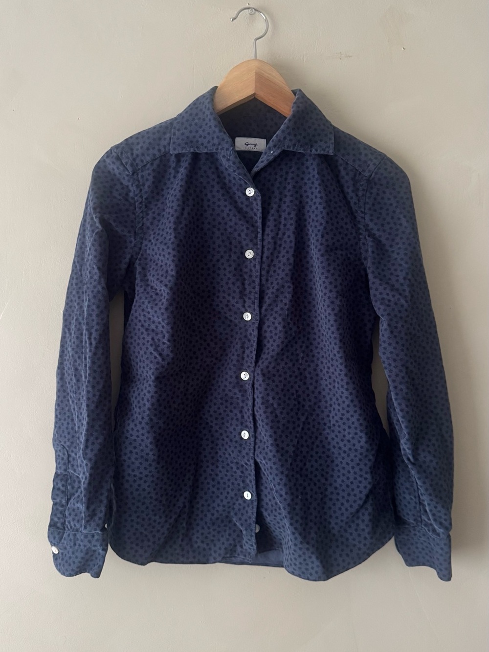 Giangi Napoli Women’s velvet Navy Button-Front Blouse